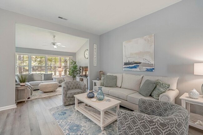 Building Photo - 4818 Southern Trail