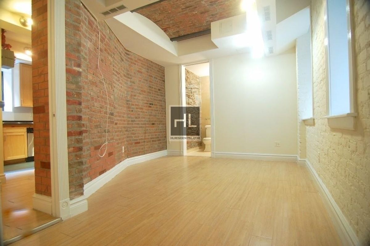Building Photo - East 18th Street