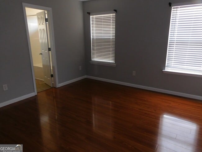 Building Photo - 206 Brookstone Trail