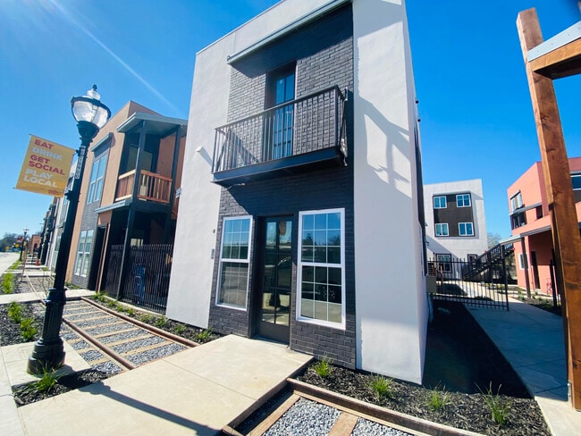 Building Photo - 9686 Railroad St