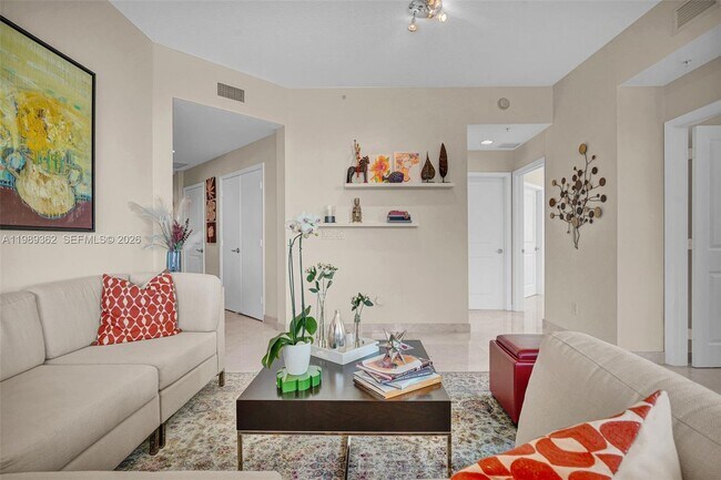 Building Photo - 1945 S Ocean Dr