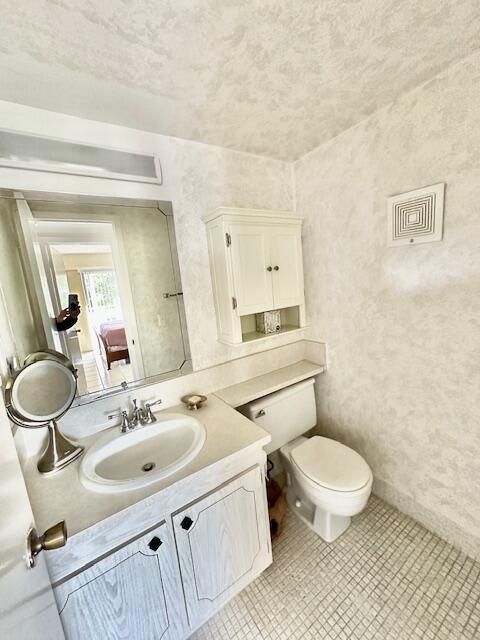 Building Photo - 368 Mansfield I