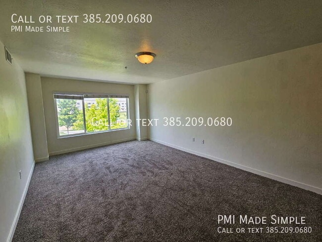 Building Photo - 783 E 550 S