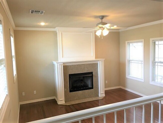 Building Photo - BEAUTIFUL HOME IN GREAT LOCATION!