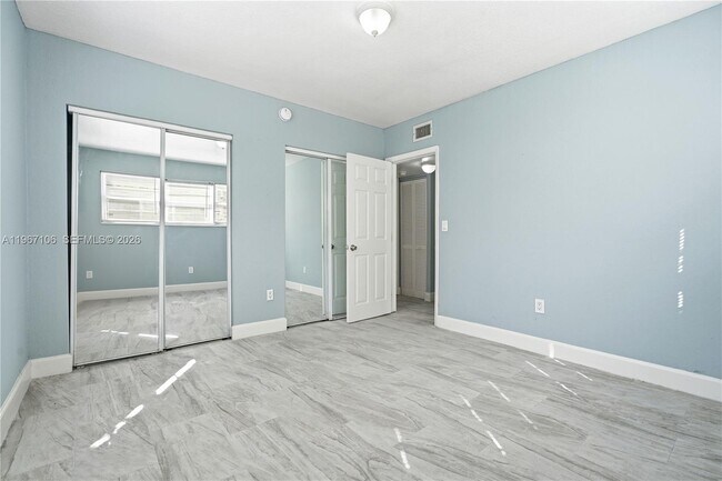 Building Photo - 7530 Dickens Ave