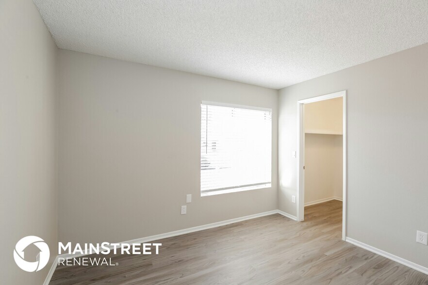 Building Photo - 5122 E Nambe St