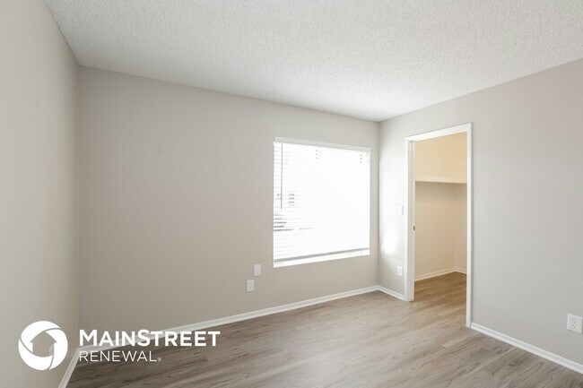 Building Photo - 5122 E Nambe St