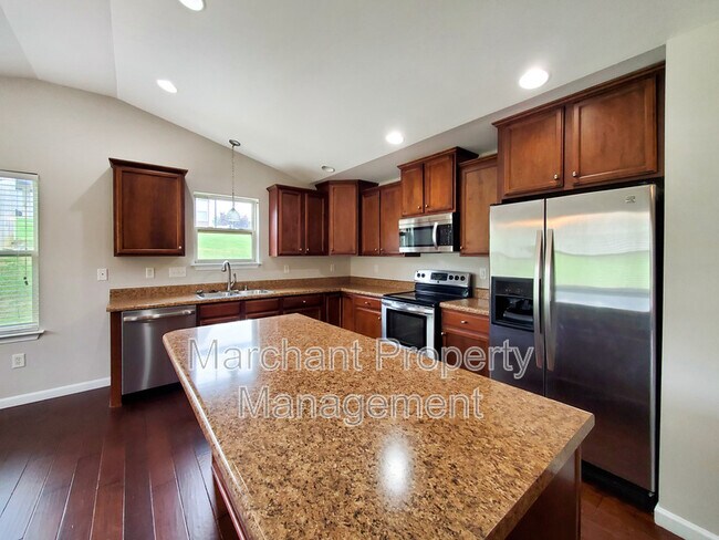 Building Photo - 138 Autumn Hill Rd