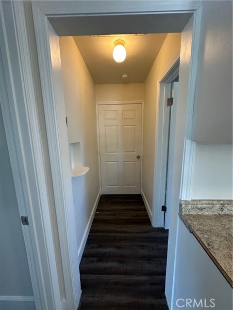 Building Photo - 454 S Rosario Ave