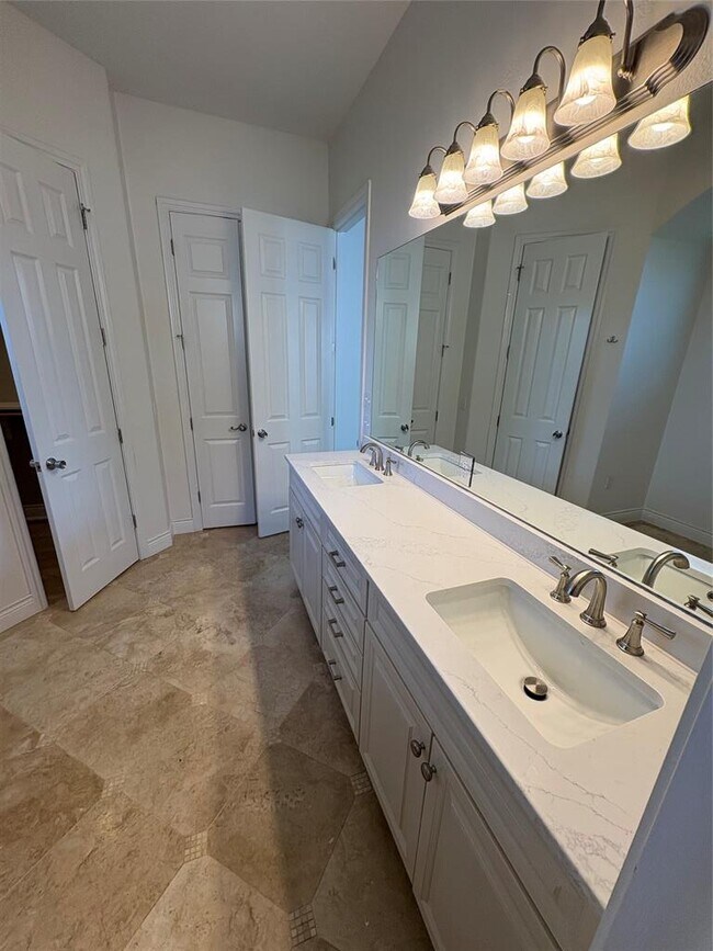 Building Photo - 3314 Thomas Kincheon St