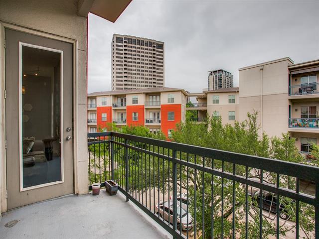 Building Photo - 2950 McKinney Ave