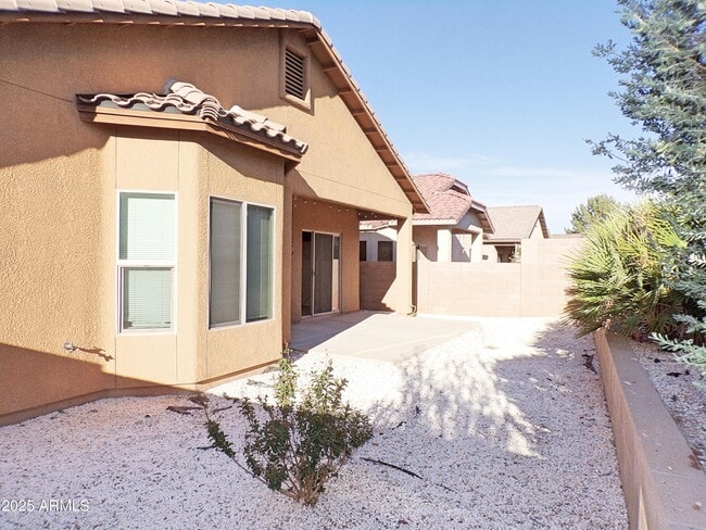 Building Photo - 4246 Kings Canyon Way