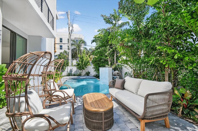 Building Photo - 204 Osceola Park Ln