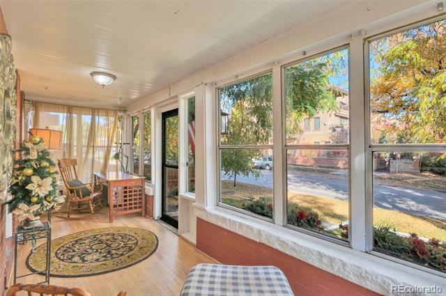 Building Photo - 517 Josephine St