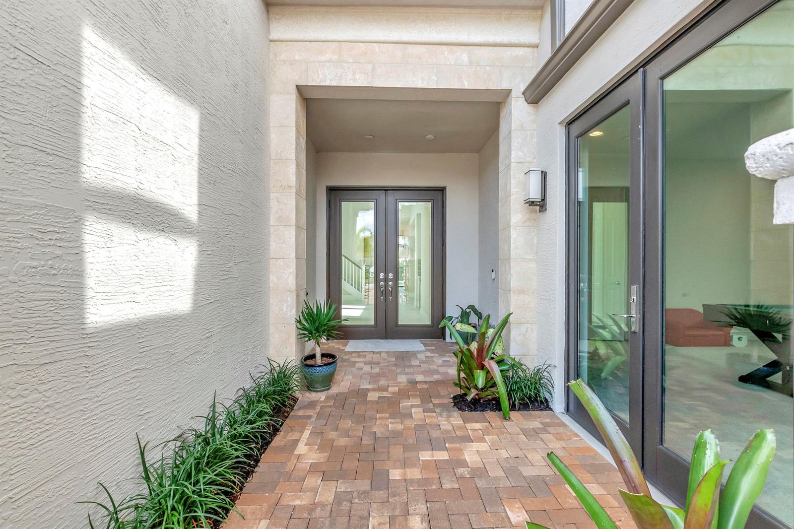 Building Photo - 9060 Dulcetto Ct