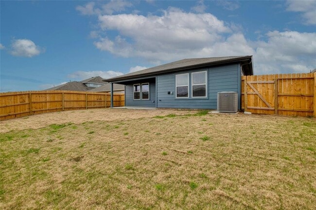 Building Photo - 314 N Richland Dr
