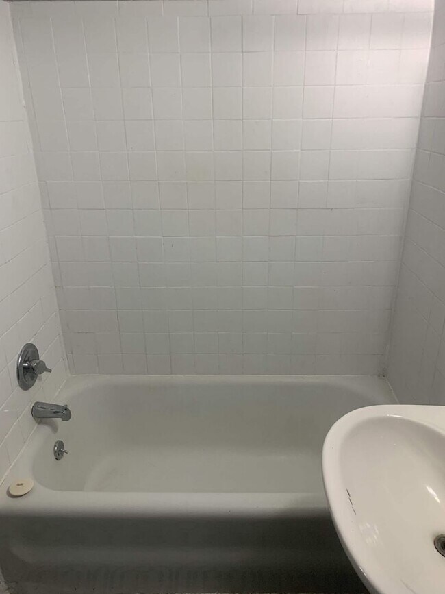 Building Photo - 3146 Mason St