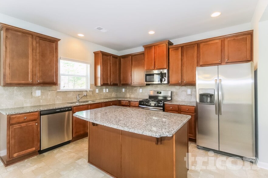 Building Photo - 5702 Pahaska Ct