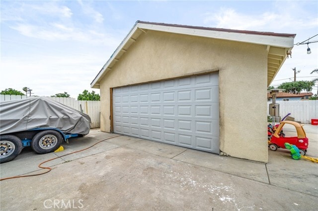 Building Photo - 16334 El Molino Ct