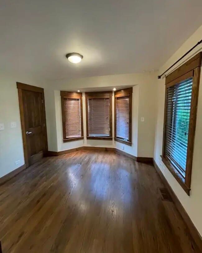 Building Photo - 754 Spring Rd