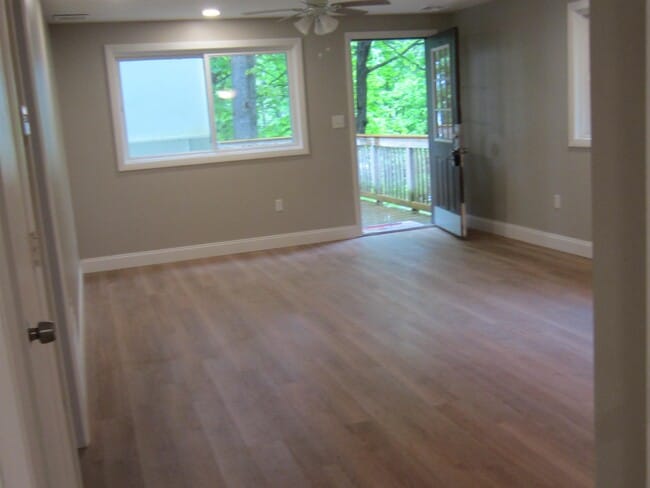 Building Photo - 174 Pattee Hill Rd