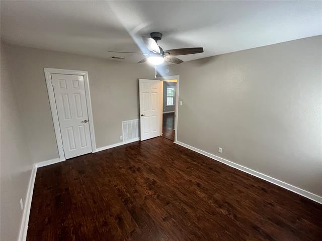 Building Photo - 4942 Garland Ave