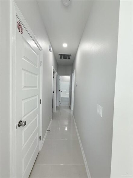 Building Photo - 4225 Heron Ave