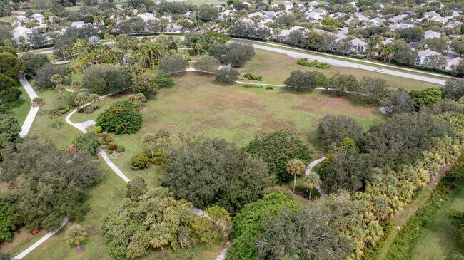 Building Photo - 231 Cypress Point Dr