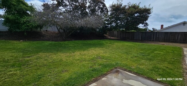 Building Photo - Orcutt Single Story Recently Updated Home with Large Yard