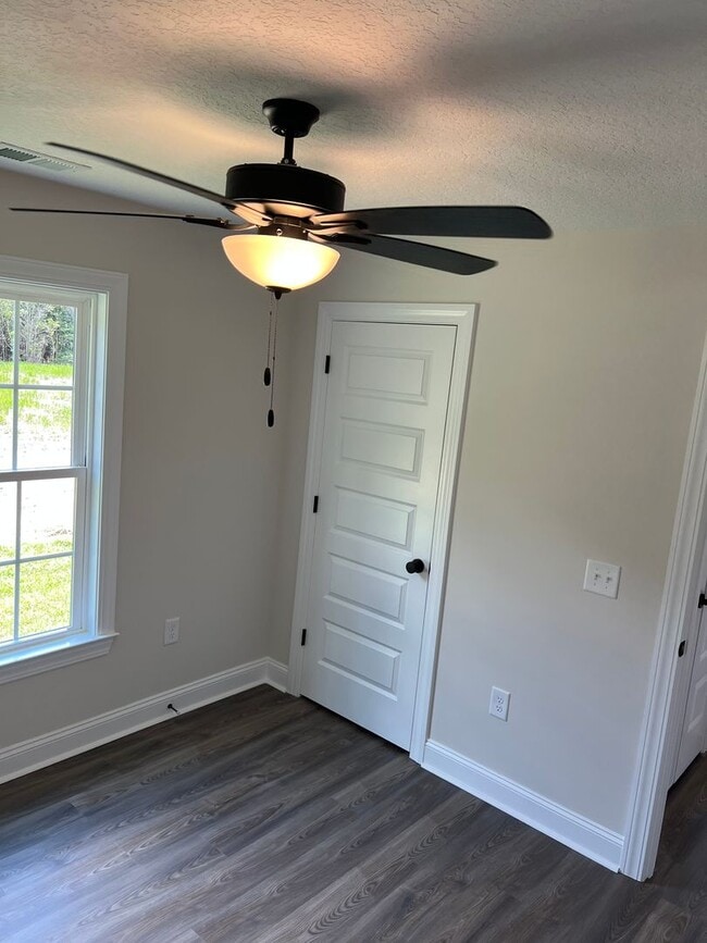 Building Photo - Brand New 3 Bedroom, 2 Bath Home – Country...