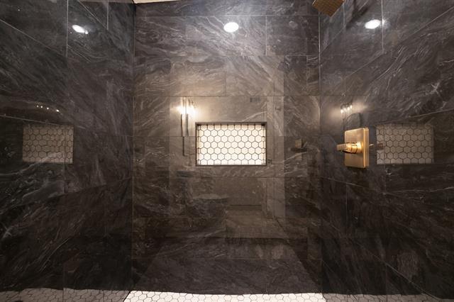 Building Photo - 4367 Alamo Ave