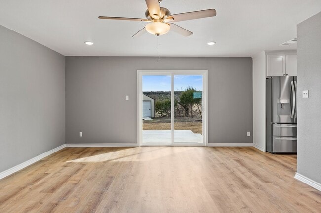 Building Photo - 2-5 ACRES IN HARKER HEIGHTS! FOUR BEDROOMS...