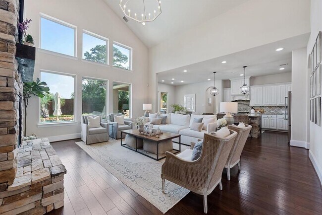 Building Photo - 5823 Stratton Wds Dr