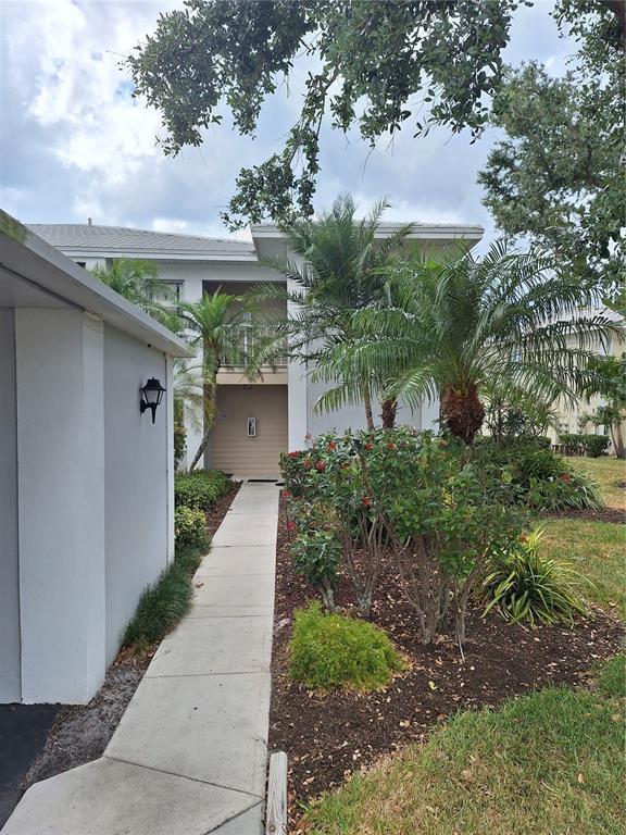 Building Photo - 427 Cerromar Ln