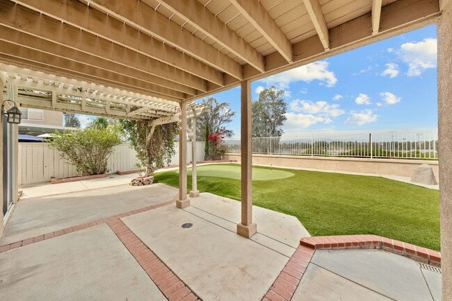 Building Photo - 40115 Starling St