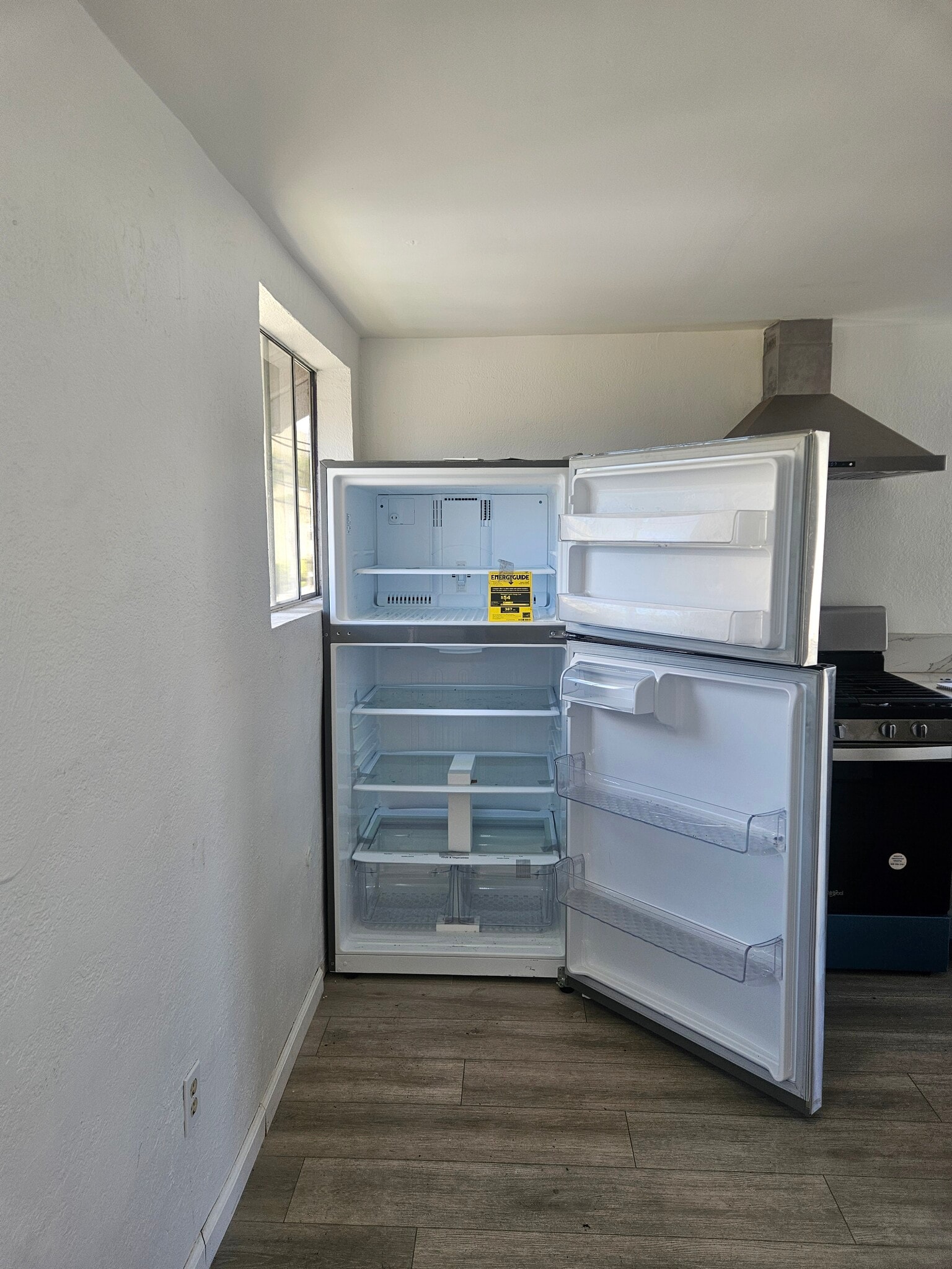 Building Photo - 5159 Clinton St