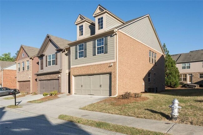 Building Photo - 2341 Attewood Dr