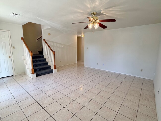 Building Photo - 11102 Maize Ln