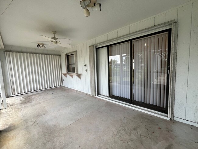 Building Photo - ANNUAL, UNFURNISHED * POOL * CANAL ** AVAIL 8/1/26 * 3 BEDS/2 BATHS * $2,095/month