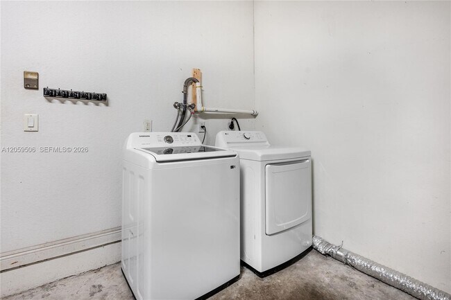 Building Photo - 5271 SW 141st Terrace