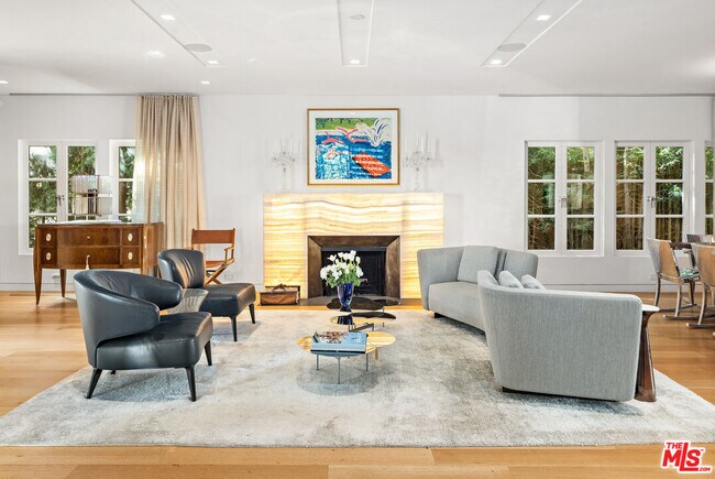 Building Photo - 165 Mabery Rd