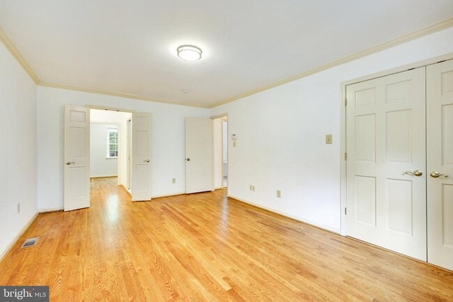 Building Photo - 1427 Laurel Hill Rd