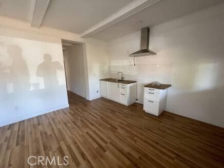 Building Photo - 1346 E 43rd Pl