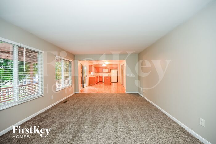 Building Photo - 6176 Fox Run Ln