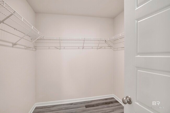 Building Photo - 32038 Lyon Rd