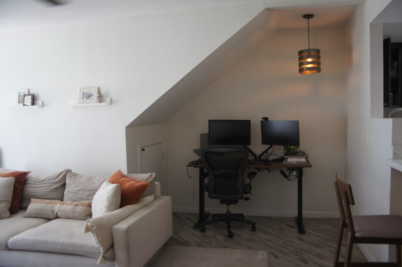 Building Photo - 1820 E Morten Ave