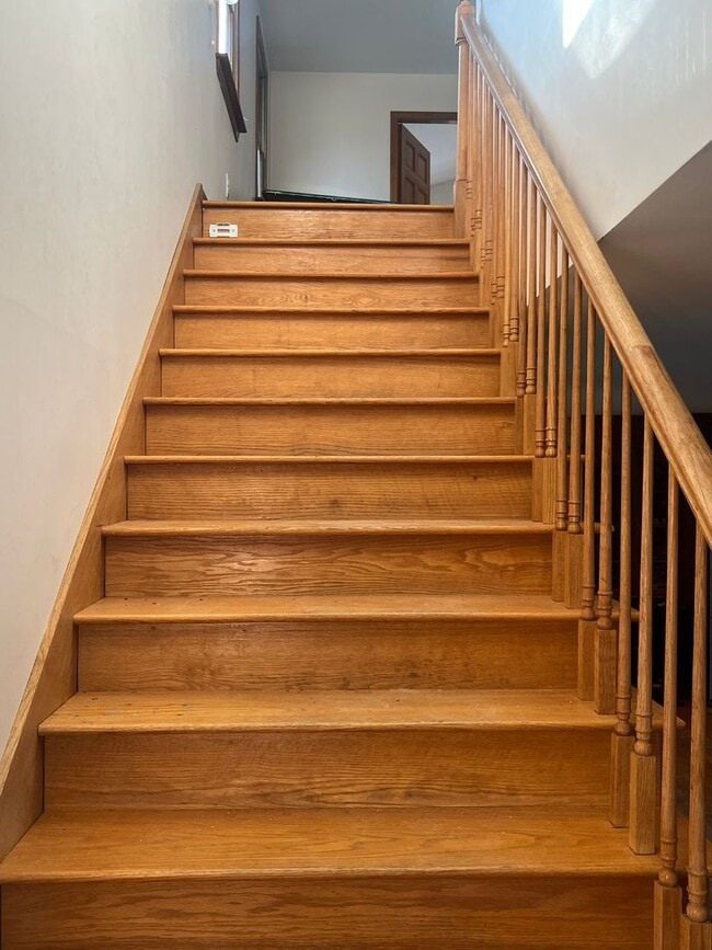 Building Photo - 2 Br / 2Ba Home with water views in Wareha...