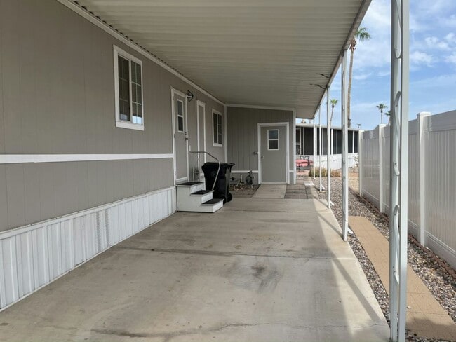 Building Photo - 201 S Greenfield Rd