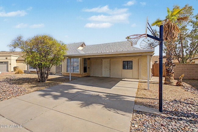 Building Photo - 10719 W Vista Ave