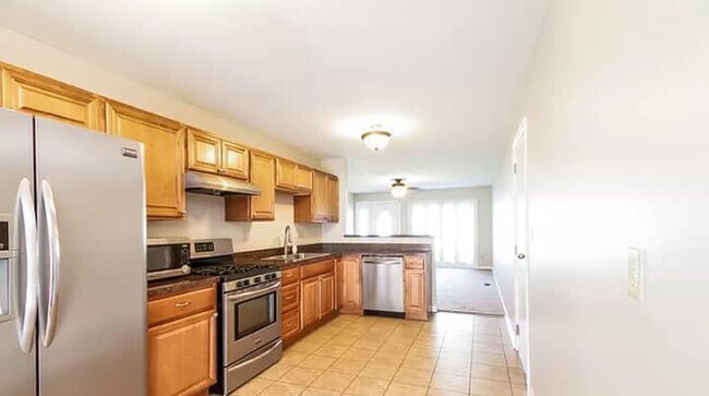 Building Photo - 122 Prometheous Way